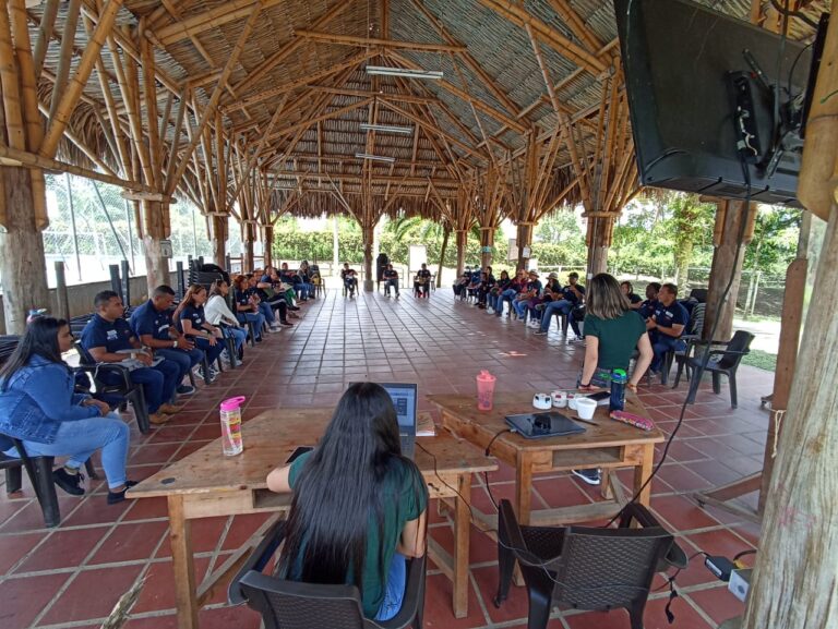 Formación para miembros de asociaciones de Tierralta en turismo rural.  