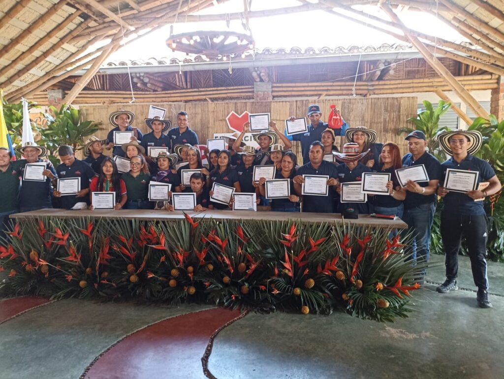 Operadores de Tierralta graduados en Turismo Rural Sostenible