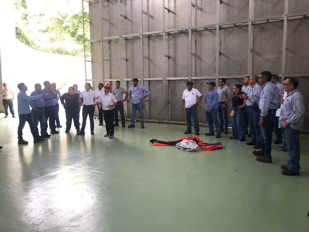 Trabajadores de la Hidroeléctrica URRÁ trabajan por ambientes sanos y prósperos