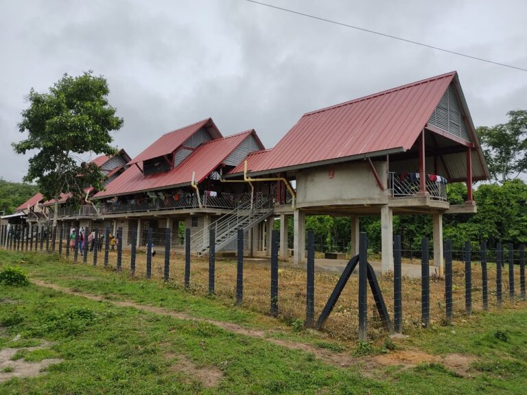 URRÁ entrega casa de gobierno comunitaria a Emberas en DOZÁ