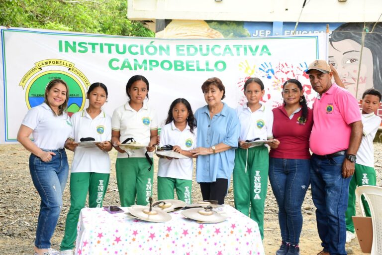 Instrumentos para fortalecer lazos de amistad y convivencia en comunidades de Tierralta