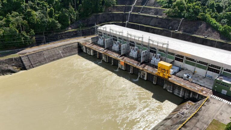 URRÁ desactiva alerta naranja operativa por condiciones normales en la operación de la Central Hidroeléctrica