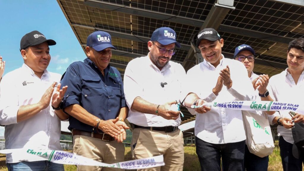 Con la entrada en operación del Parque Solar URRÁ 19.9 MW agregamos más energía sostenible al país