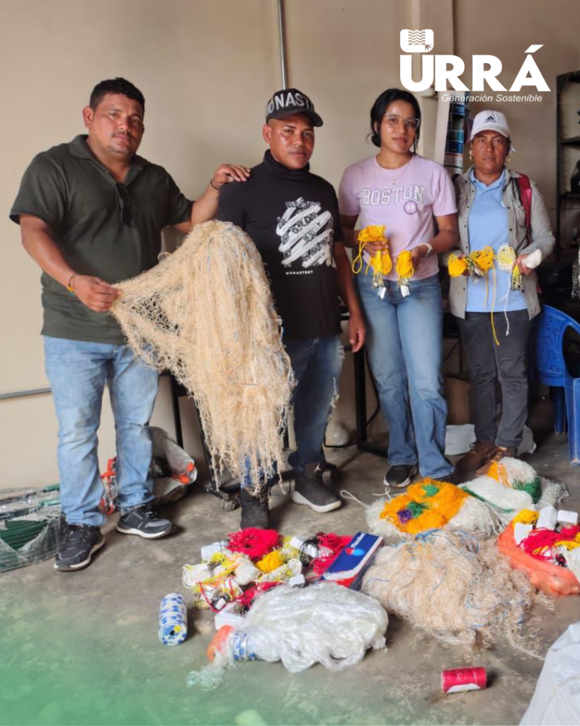URRÁ entregó a pescadores artes y equipos de pesca