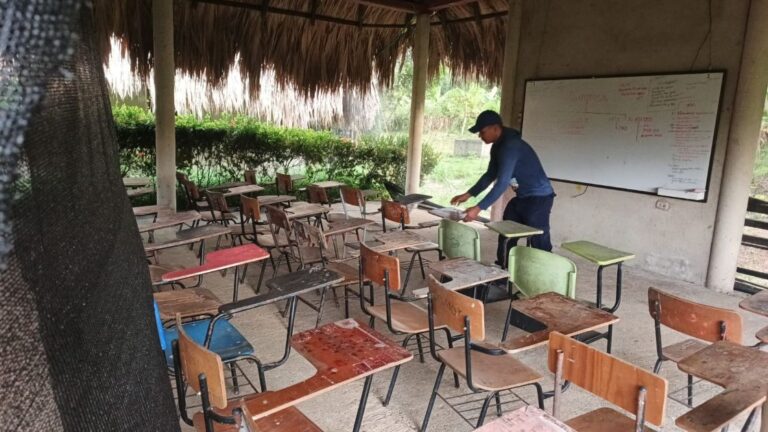URRÁ adecúa escuela temporal para estudiantes afectados por evento atípico climático