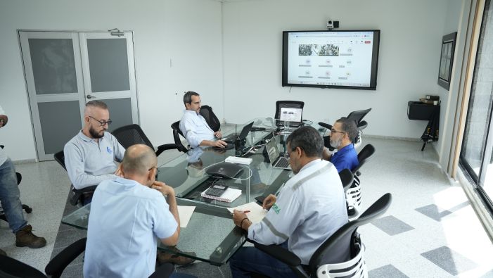 Simulación de escenarios de riesgo por déficit hídrico e incendios forestales